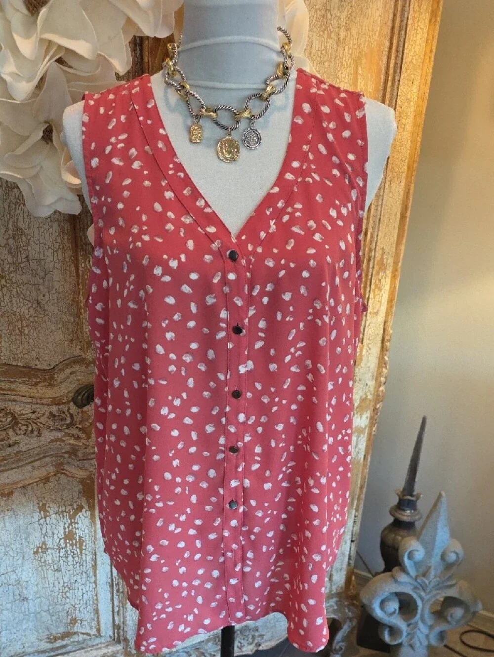 Maurices Coral Sleeveless V-Neck Button Front Tank with White Spot Print - Picture 2 of 6